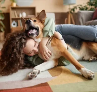 Veja quais hábitos com cachorro você deve abandonar em 2025